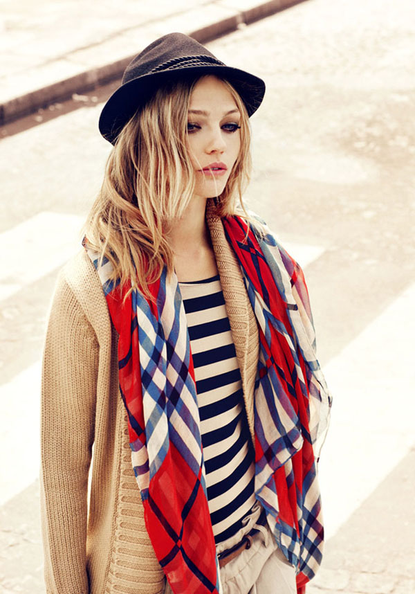 Sasha-Pivovarova-for-Reserved-Fall-Winter-2011_12-DesignSceneNet-07.jpg