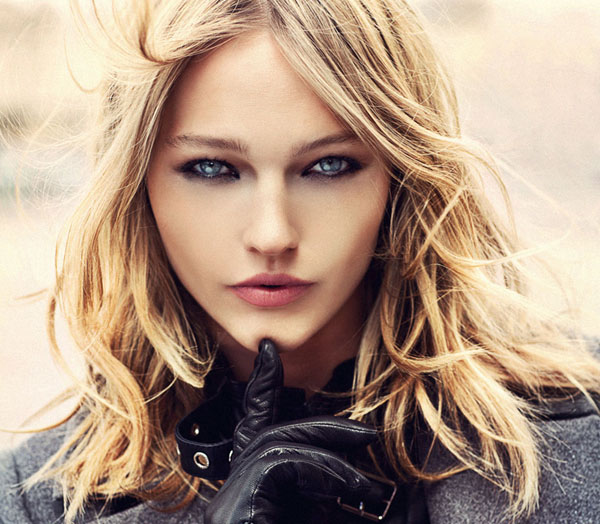 Sasha-Pivovarova-for-Reserved-Fall-Winter-2011_12-DesignSceneNet-32.jpg