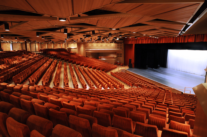 GVA_Auditorium_L.jpg