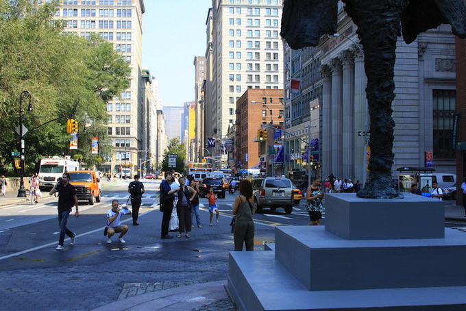 unionsquarelephantsculpture05_.jpg