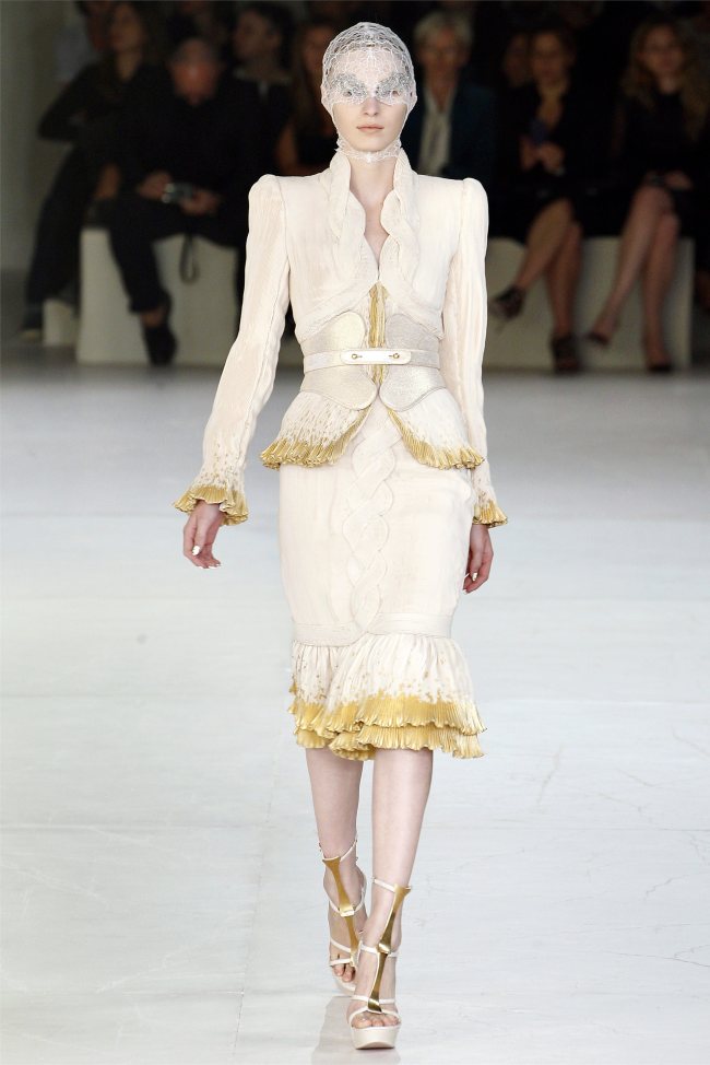 alexander-mcqueen1.jpg