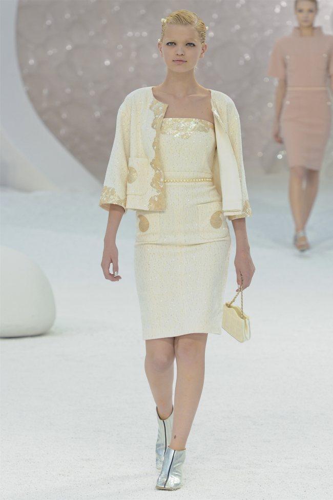 chanel5.jpg