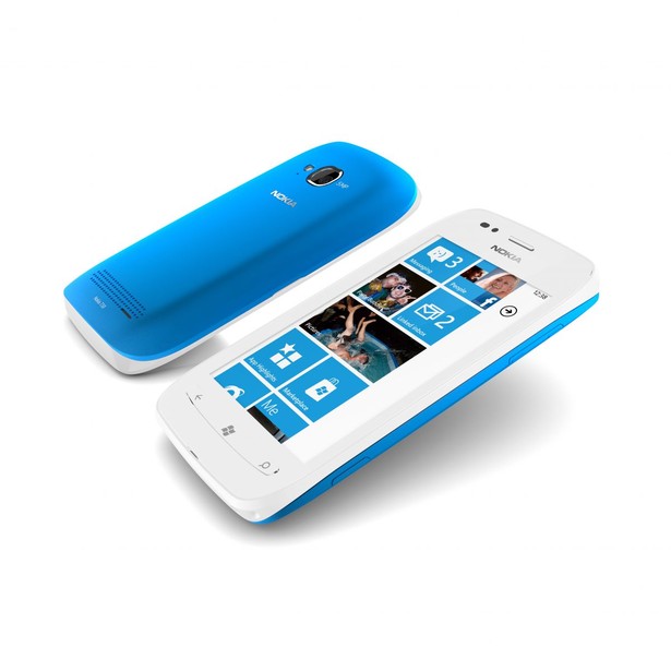 nokia-Lumia-710-ferestre-telefon-7-release-3.jpg