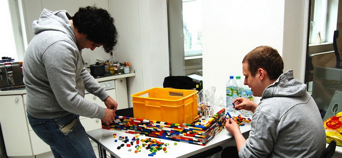 LegoWall3_.jpg