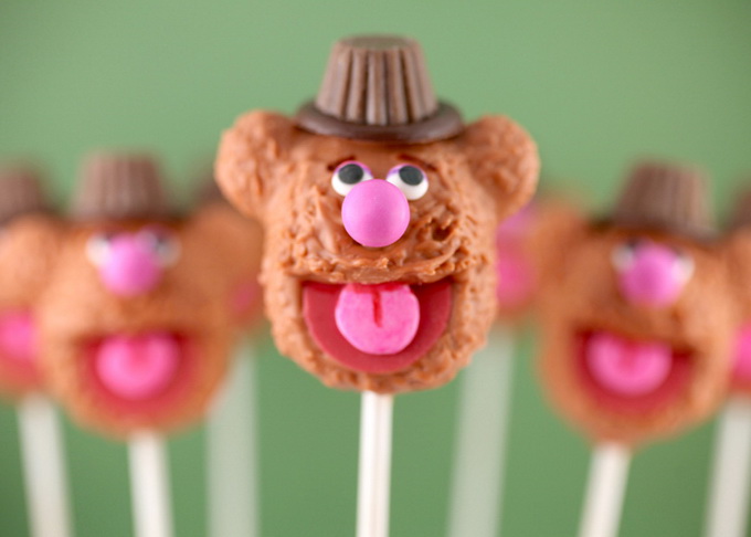 MuppetsCakePops7_.jpg