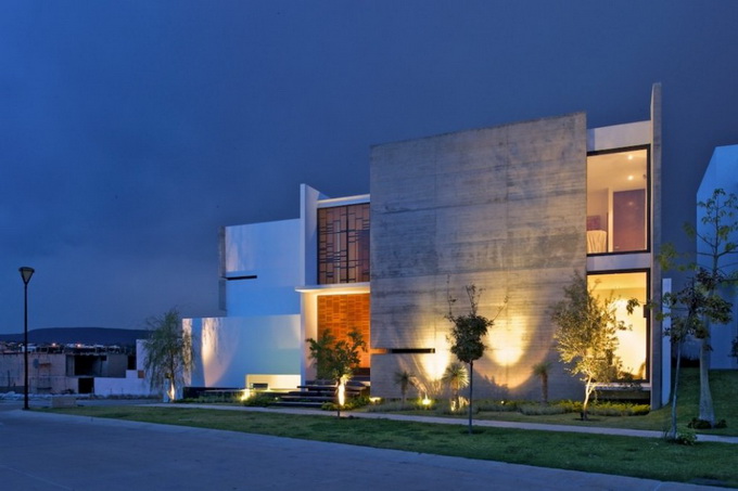 the-x-house-by-agraz-architects-20_.jpg