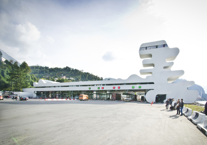 Sarpi-Border-by-J_-Mayer-H_-Architects03.jpg