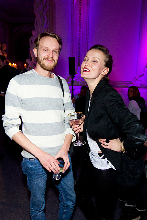 Martini Art Love_Vasilii Esmanov(LookAtMe)_Ira Petrakova(OpenSpace.ru).jpg