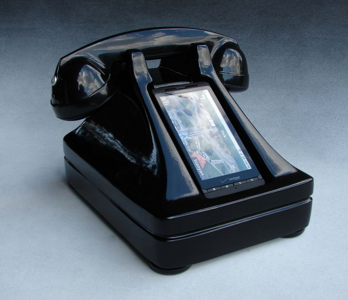 iRetrofone06.jpg