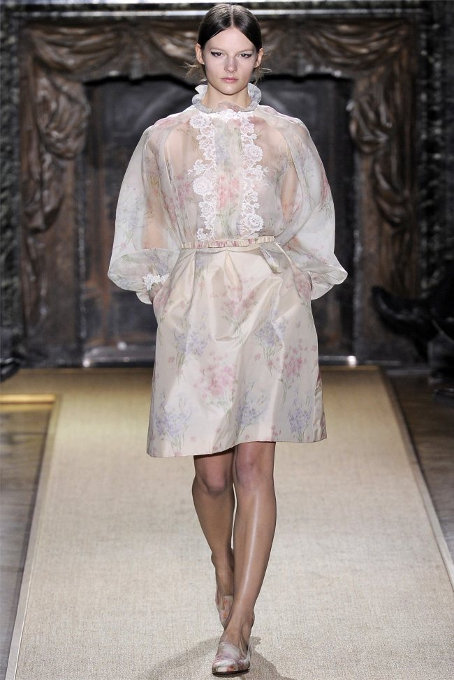 valentino10.jpg