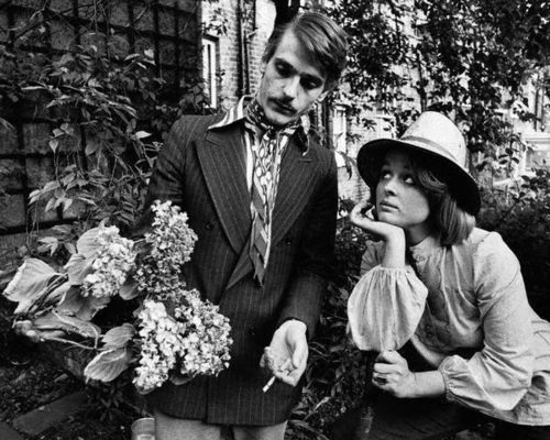 Jeremy Irons with flowers.jpg