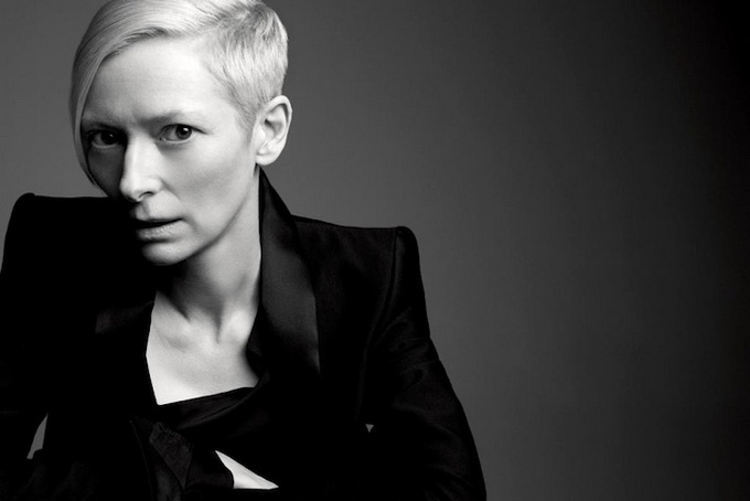 GavinBondCharlizeTheron_4.jpg