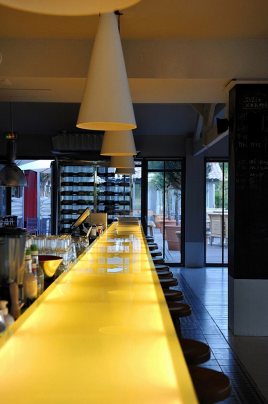 La-coorniche-hotel-philippe-stark-cover-14_.jpg