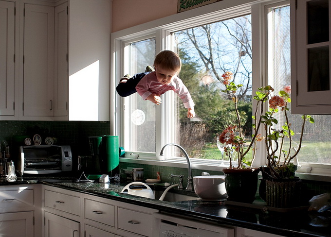 theflyingbaby04.jpg