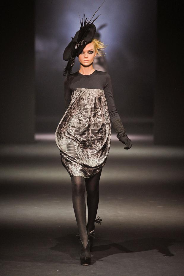 john-galliano-autumn-fall-winter-2012-pfw44.jpg