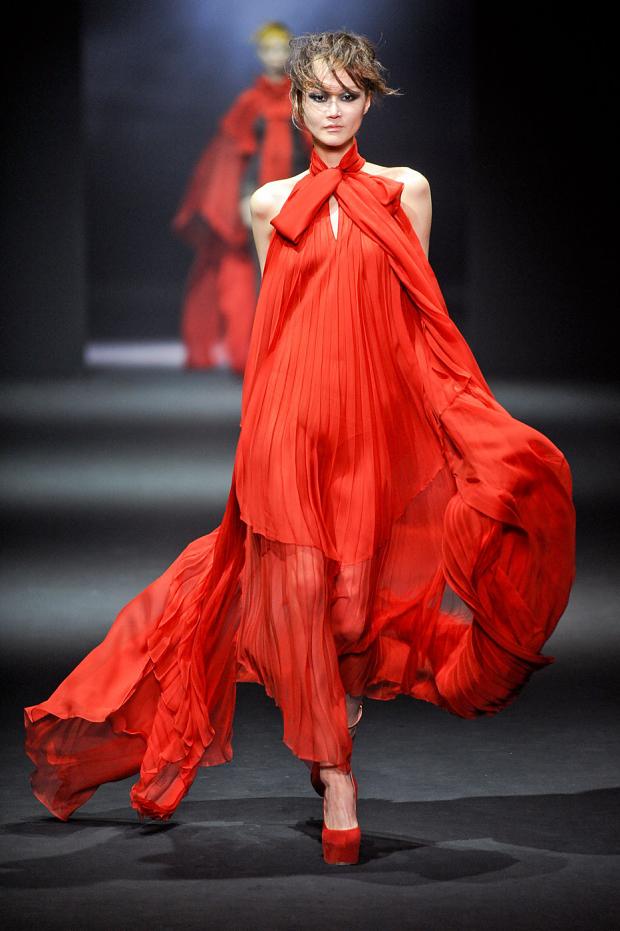john-galliano-autumn-fall-winter-2012-pfw74.jpg