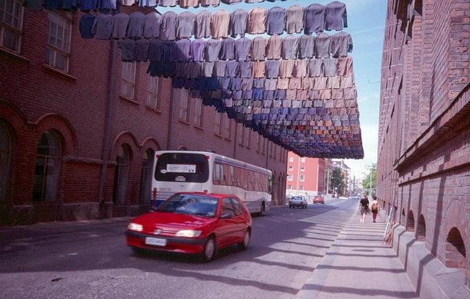 kaarinakaikkonenclothesinstallation3.jpeg
