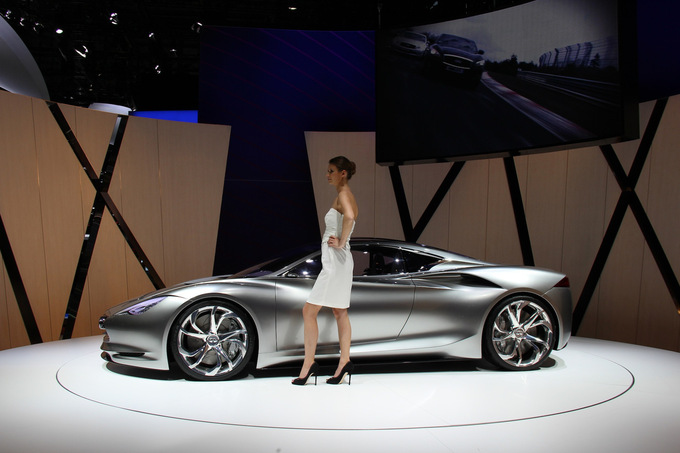 Infiniti emerg_e_01_etoday_ru.jpg