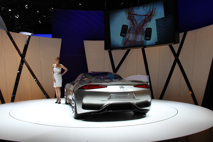 Infiniti emerg_e_04_etoday_ru.jpg