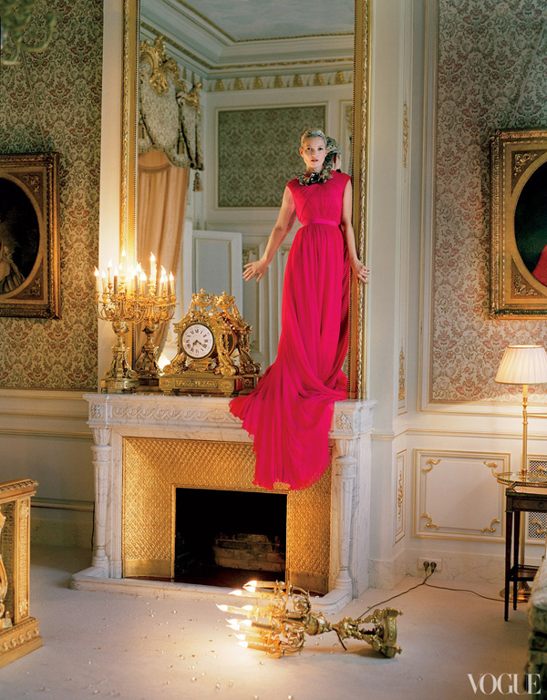katemossvogueusapril201213.jpg