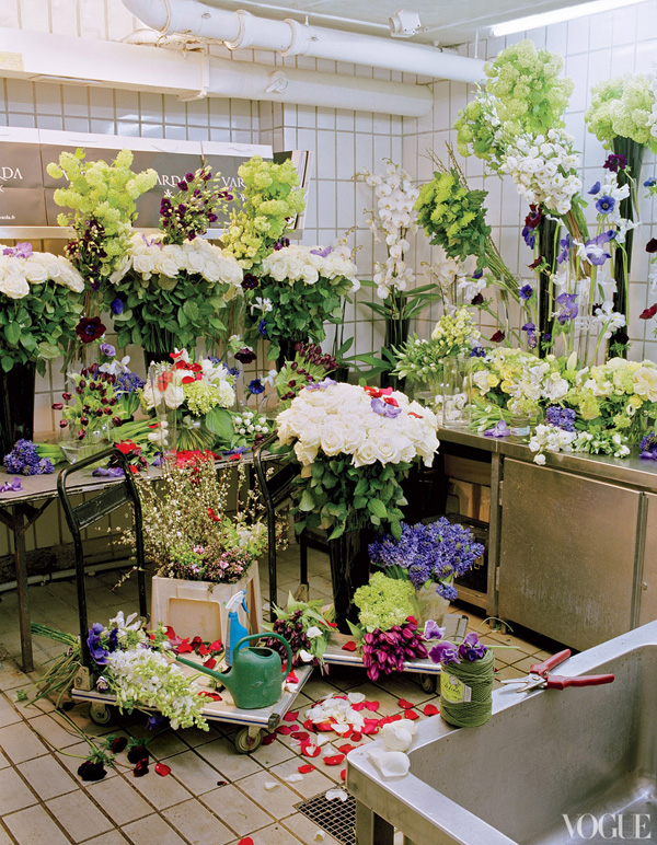katemossvogueusapril20127.jpg