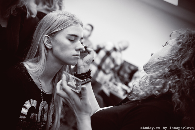 20120321-backstage-48.jpg
