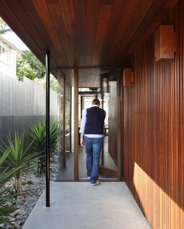 the-gibbon-street-house-by-shaun-lockyer-architects-07.jpg