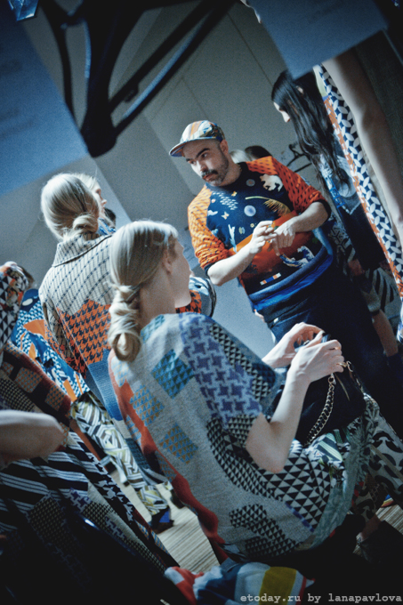 Basso & Brooke-backstage-15.jpg