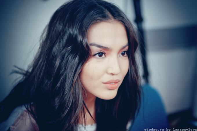 DashaGauzer-backstage-11.jpg