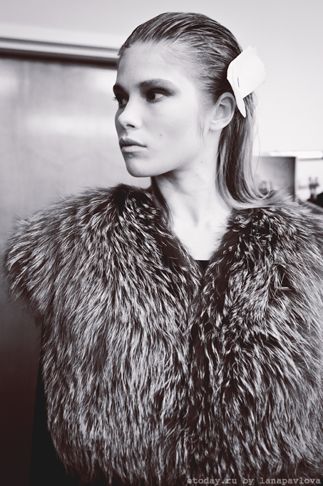 EvaMinge-backstage-2.jpg