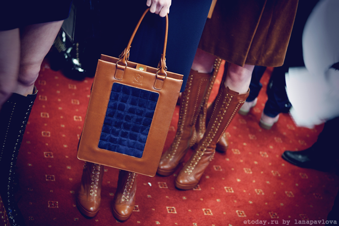 EvaMinge-backstage-5.jpg