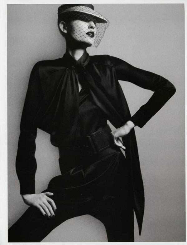 njabendervogueparisjunejuly20122.jpg