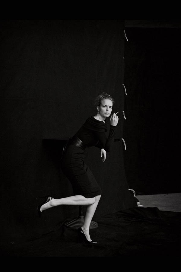 njaauermanntonigarrnorsvoguegermanyjune2012nsfw9.jpg
