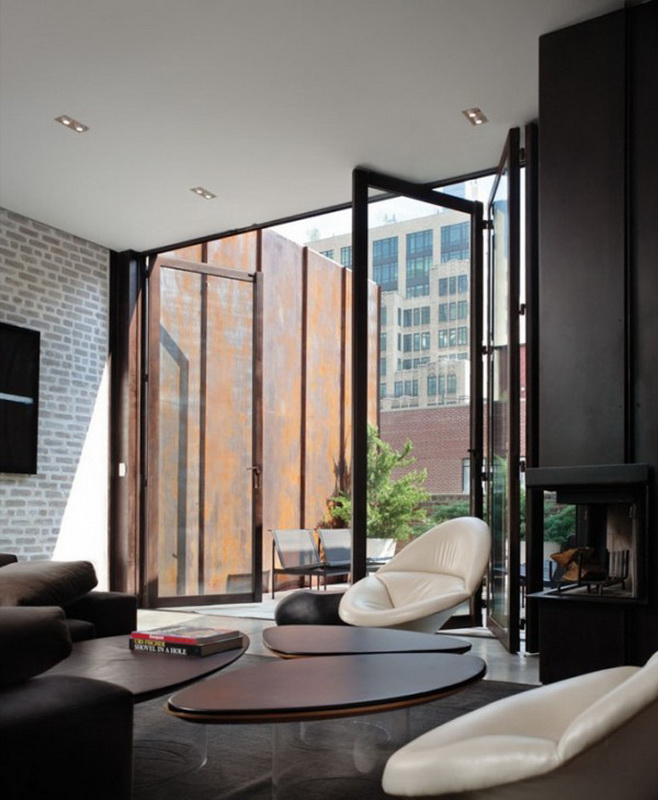 trendhome-inverted-warehouse-townhouse-new-york-1-600x901.jpg