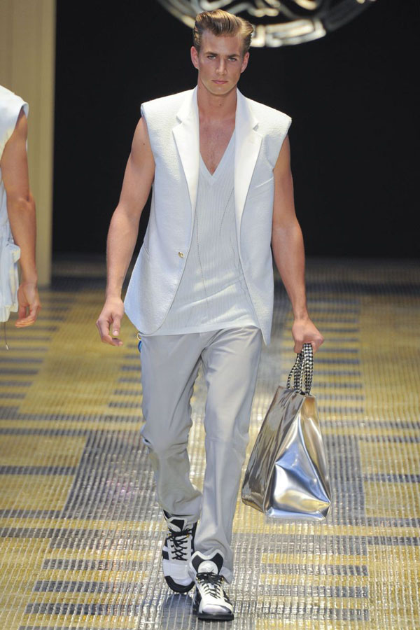 versace-spring-summer-2013-035.jpg