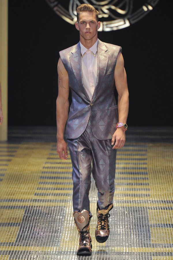 versace-spring-summer-2013-043.jpg