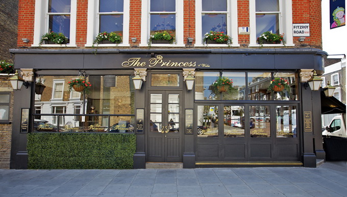 Princess-of-Wales-Pub-by-Space-Design-Studios-London-25.jpg