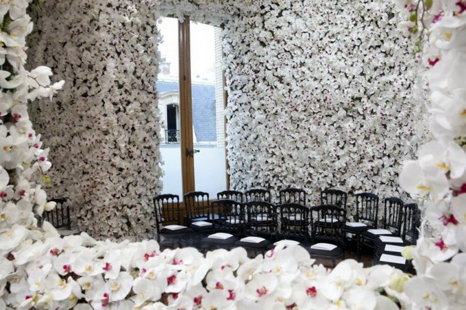 Миллион цветов на шоу Christian Dior