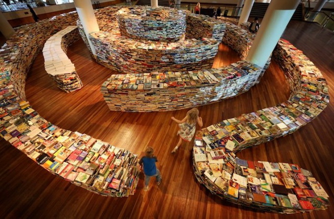 Labirintul de cărți în Londra
