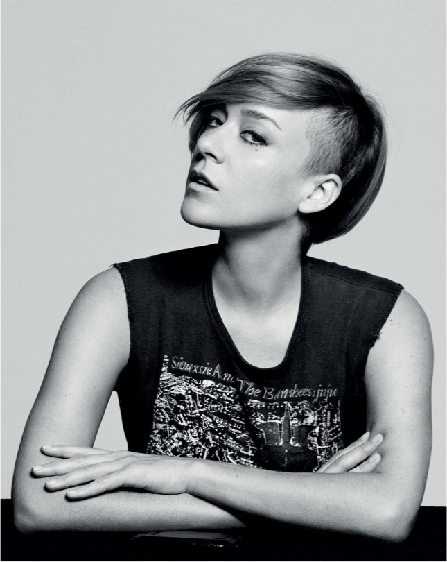 chloe-sevigny-xoxo-september-2012-03.jpg