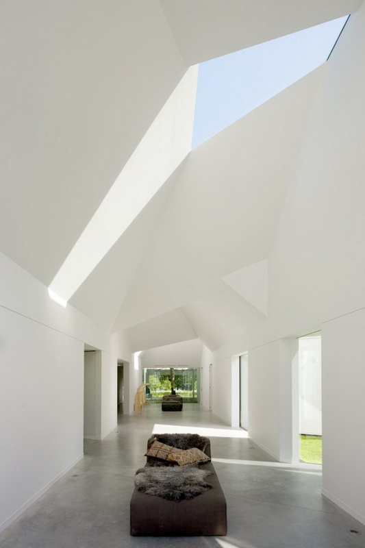 villa-4-0-by-dick-van-gameren-architects-18.jpg