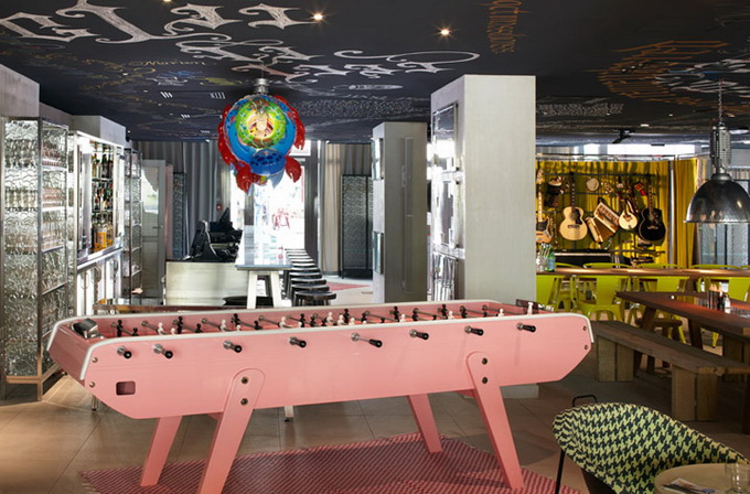MAMA-shelter-hotel-by-Philippe-Starck-Marseille-5.jpg