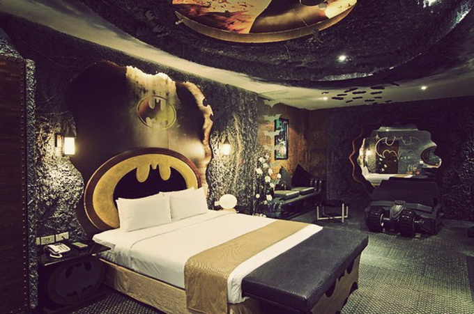 Пещера Бэтмена в отеле в Тайване