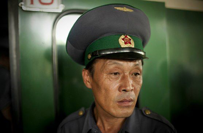 AdamKeanNorthKorea08_3.jpg