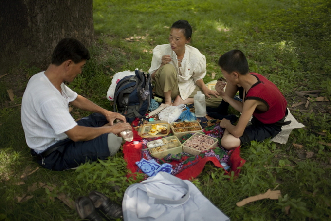 AdamKeanNorthKorea13.jpg