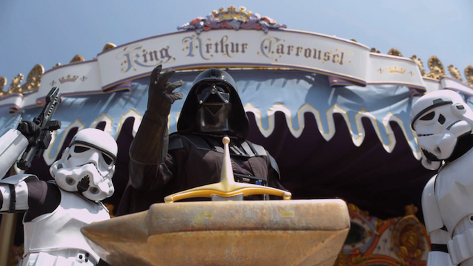 disneyparksdarthvader_06.png
