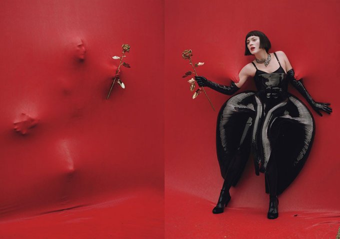 marion-cotillard-w-december-2012-02.jpg