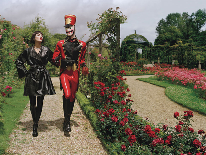 marion-cotillard-w-december-2012-03.jpg