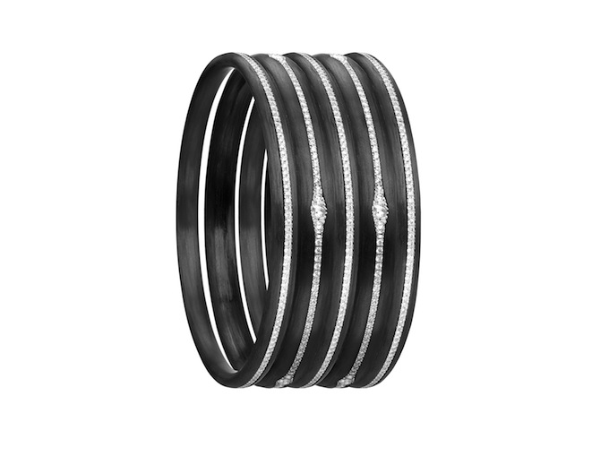 3_Five carbon fiber bangles inlaid by diamonds.jpg