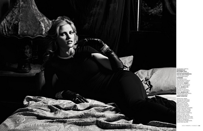 LARASTONEHEDISLIMANEVOGUERUSSIA06.jpg